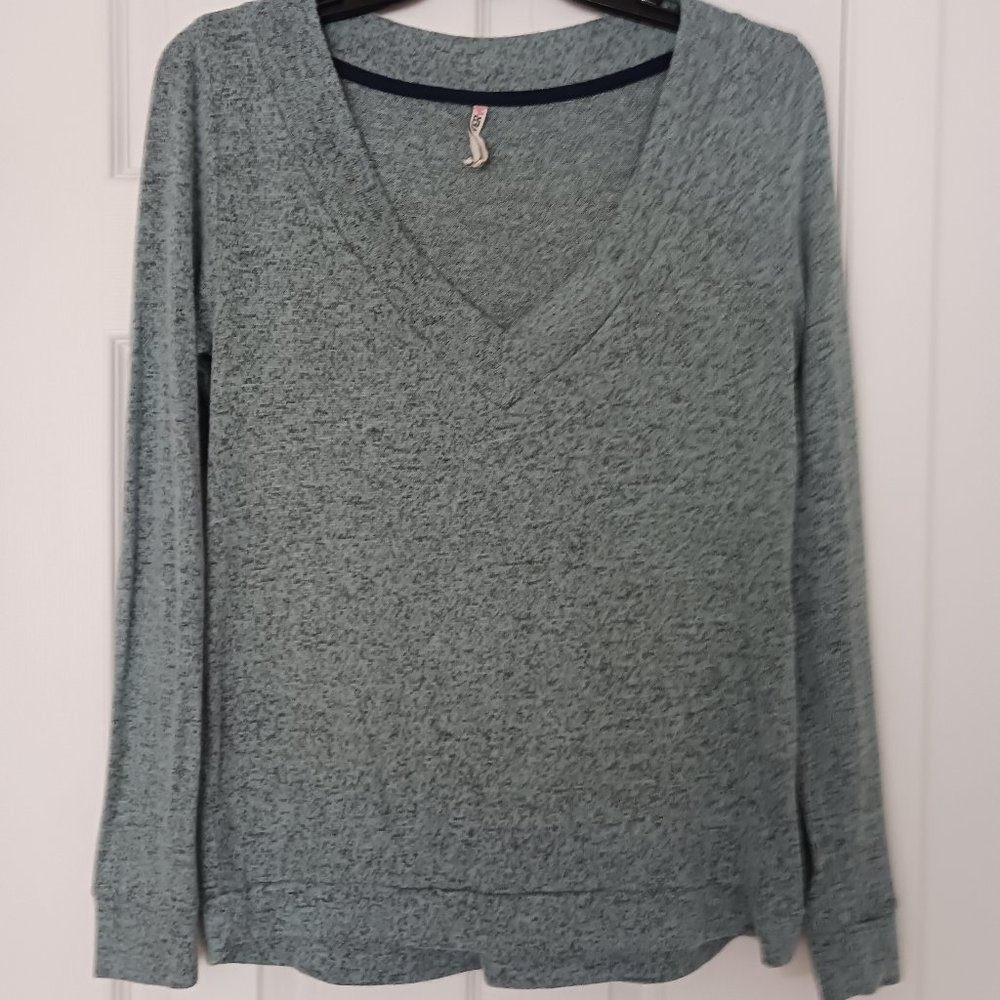 LAST CALL Wallflower Womens Mint & Black Light Weight V-Neck Cozy Top Size M